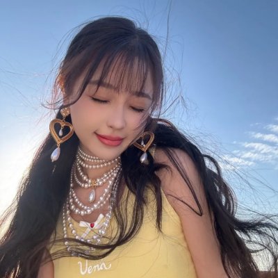 我妈偷听我的心声，带着三娃改嫁